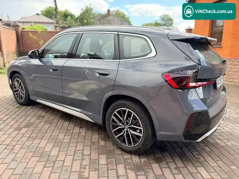 BMW iX1 2024, фото з оголошення 1 з 13, VIN LBV61FX08RM965160