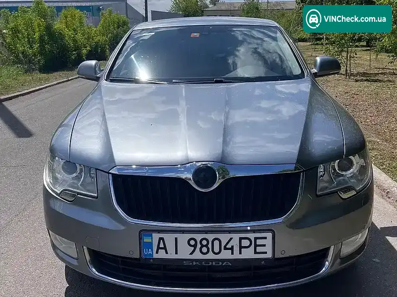 Skoda Superb 2011, фото з оголошення 2 з 21, VIN TMBAB43T8CB300437