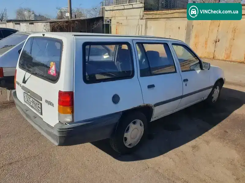 Opel Kadett 1988, фото з оголошення 1 з 21, VIN W0L000036J2705743