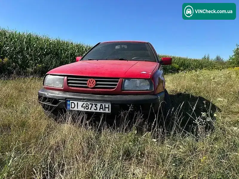 Volkswagen Vento 1993, фото з оголошення 1 з 8, VIN WVWZZZ1HZPW675345