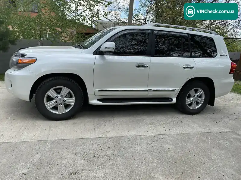 Toyota Land Cruiser 2014, фото з оголошення 1 з 9, VIN JTMCV05J104152619