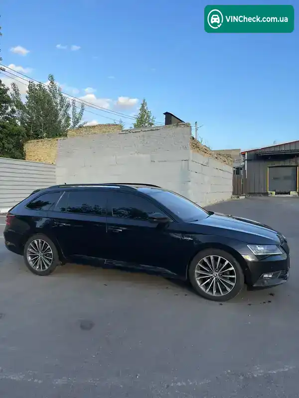 Skoda Superb 2015, фото з оголошення 2 з 21, VIN TMBLJ9NPXG7025011