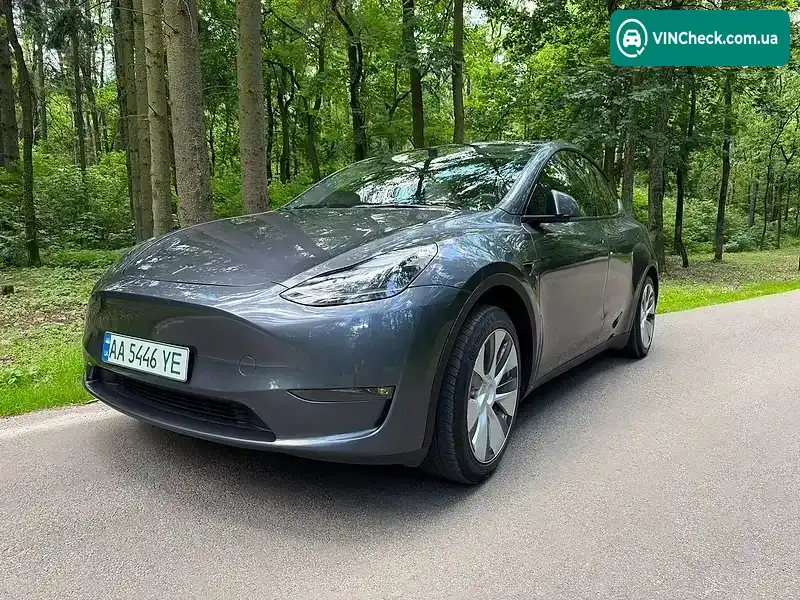 Tesla Model Y 2023, фото з оголошення 1 з 16, VIN 7SAYGDEE9PF883931