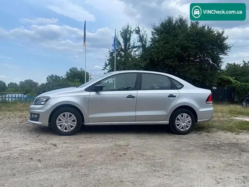 Volkswagen Polo 2018, фото з оголошення 1 з 15, VIN XW8ZZZ61ZJG063590