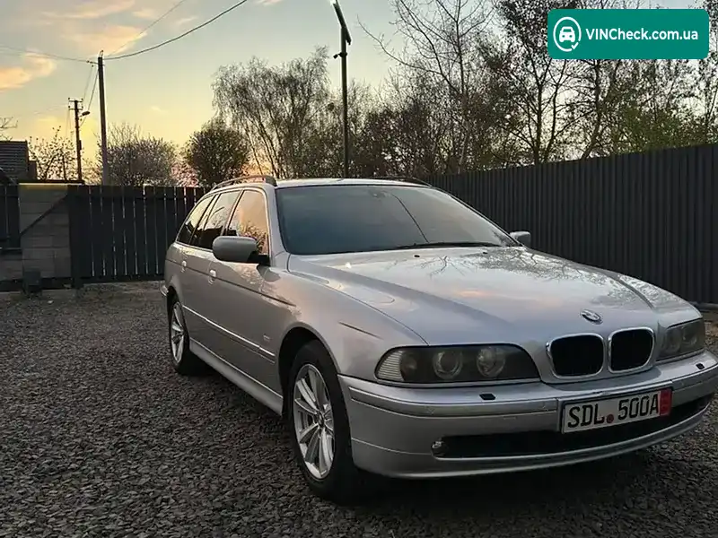 BMW 5 Series 2002, фото з оголошення 2 з 21, VIN WBADP81070GW44318