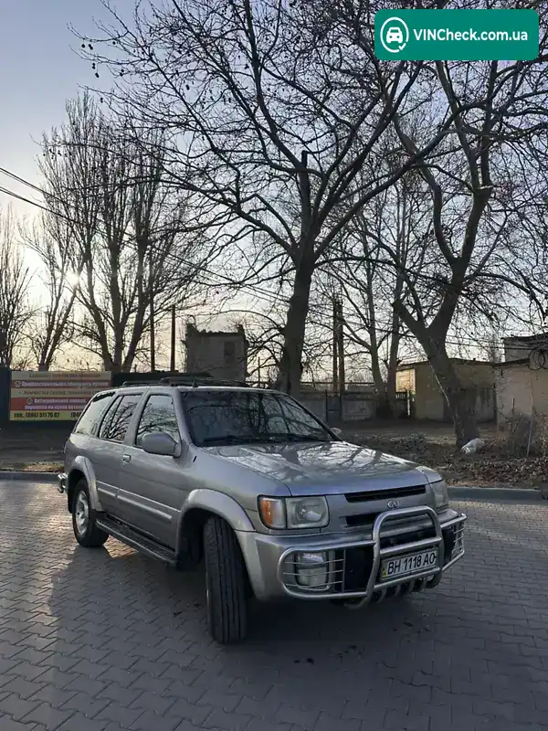 Infiniti QX4 1999, фото з оголошення 1 з 8, VIN JNRAR07YXXW065919