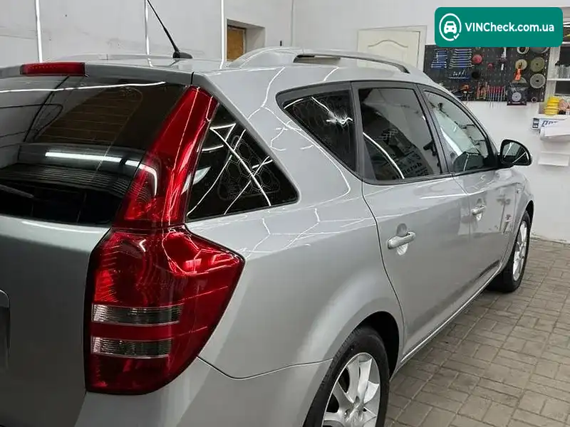 Kia Ceed 2007, фото з оголошення 2 з 9, VIN U5YFF52228L007833