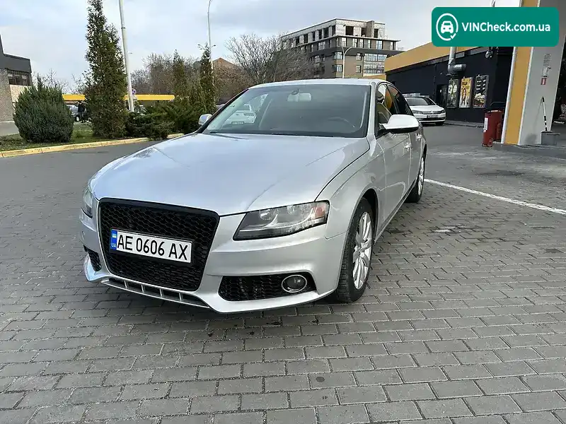 Audi A4 2012, фото з оголошення 2 з 15, VIN WAUAFAFLXCA120152
