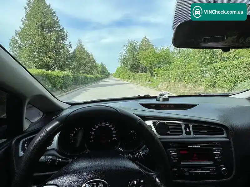 Kia Ceed 2013, фото з оголошення 2 з 10, VIN U5YHM515ADL076151