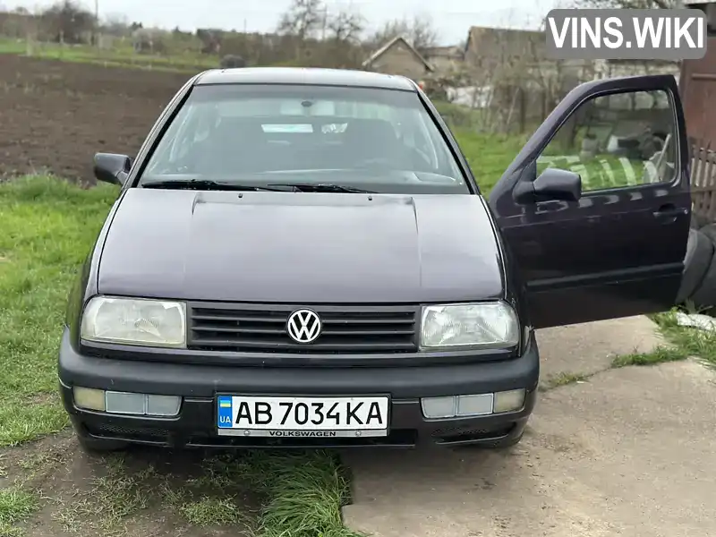 Volkswagen Vento 1992, фото з оголошення 1 з 20, VIN WVWZZZ1HZNW218630