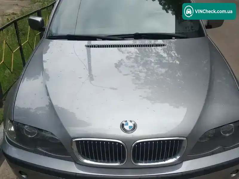 BMW 3 Series 2004, фото з оголошення 1 з 11, VIN WBAAY31070JR54278