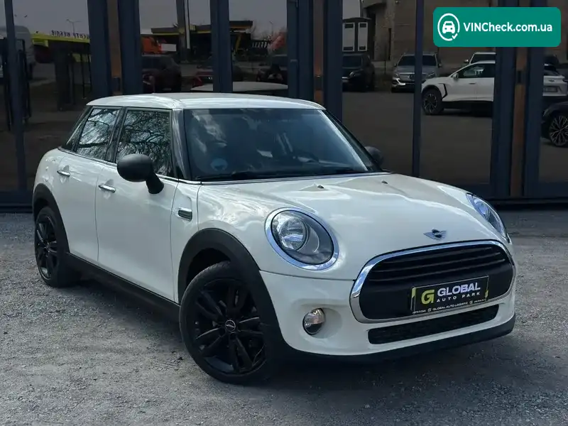 MINI Hatch 2016, фото з оголошення 1 з 20, VIN WMWXS110X02E03663