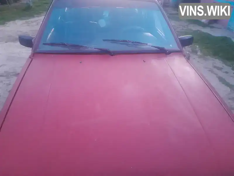 Volkswagen Passat 1985, фото з оголошення 2 з 8, VIN WVWZZZ33ZFE391483