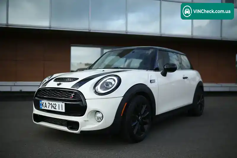 MINI Hatch 2017, фото з оголошення 1 з 20, VIN WMWXP7C58J2A47728