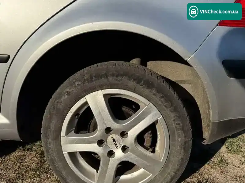 Volkswagen Golf 2001, фото з оголошення 1 з 18, VIN WVWZZZ1JZ2U216832