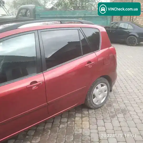 Toyota Corolla Verso 2002, фото з оголошення 2 з 10, VIN JTDEX28E800010143