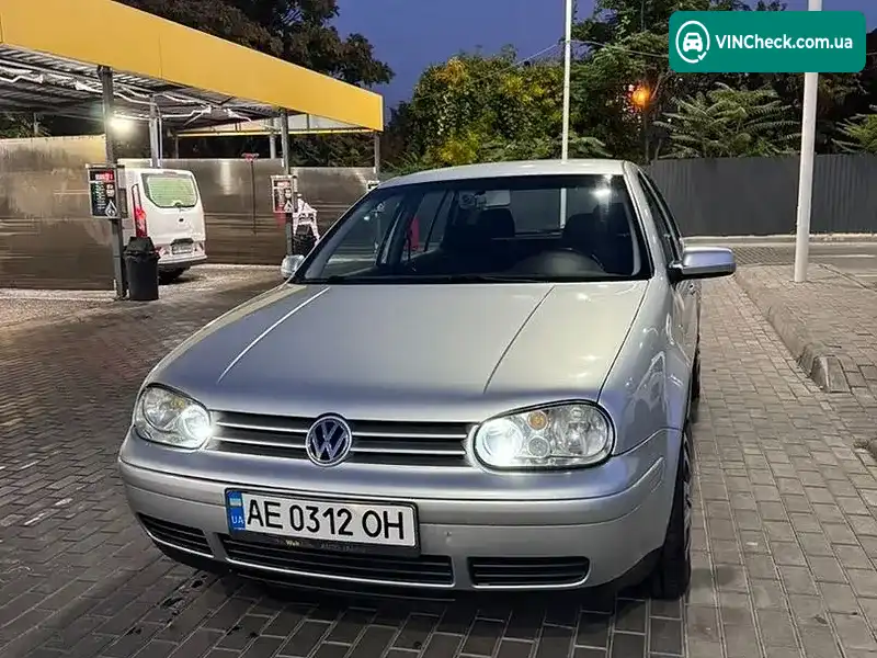 Volkswagen Golf 2002, фото з оголошення 1 з 20, VIN WVWZZZ1JZ3U026423