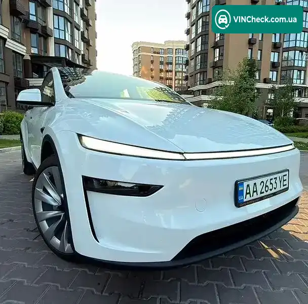 Tesla Model Y 2025, фото з оголошення 1 з 20, VIN 7SAYGDEE4TF358298