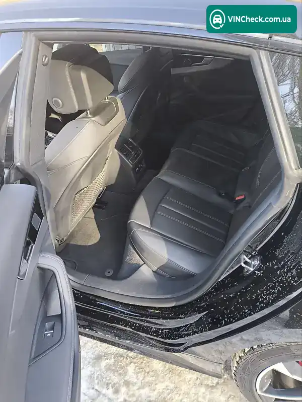 Audi A5 2023, фото з оголошення 2 з 20, VIN WAUFACF50RA024931
