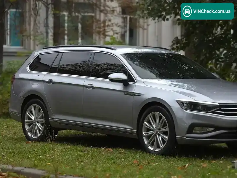 Volkswagen Passat 2019, фото з оголошення 2 з 20, VIN WVWZZZ3CZLE060759