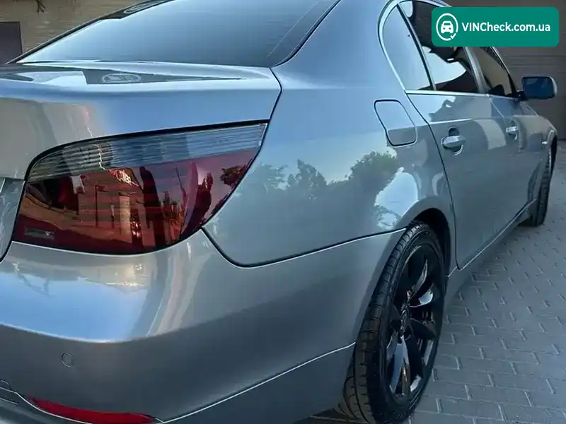 BMW 5 Series 2004, фото з оголошення 2 з 21, VIN WBANC71040B642906
