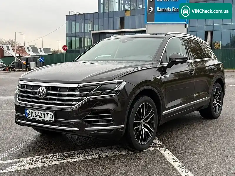 Volkswagen Touareg 2018, фото з оголошення 1 з 20, VIN WVGZZZCRZJD002426