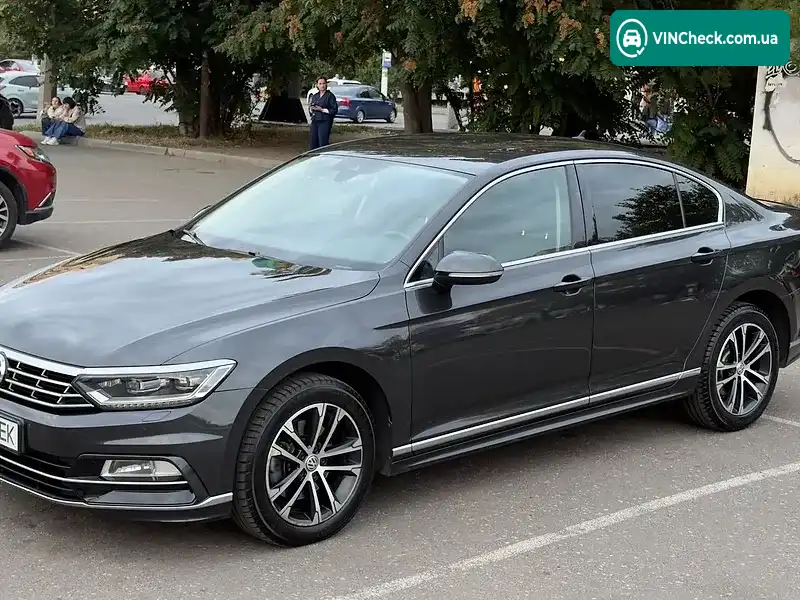 Volkswagen Passat 2018, фото з оголошення 1 з 20, VIN WVWZZZ3CZKE052074