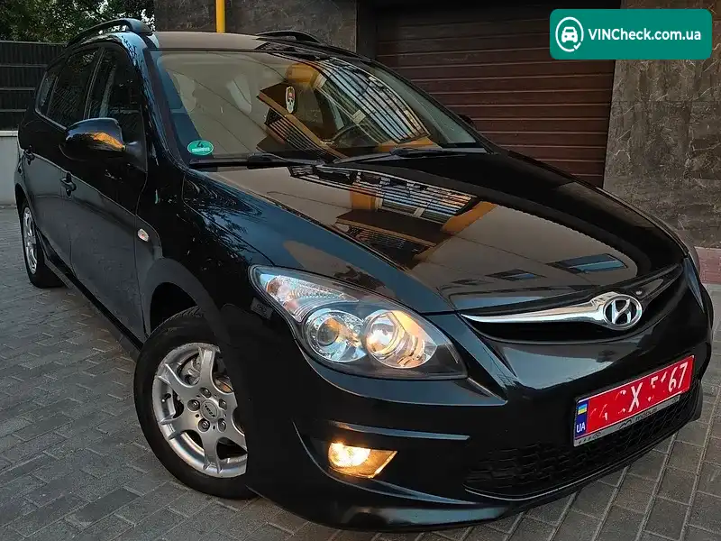 Hyundai i30 2011, фото з оголошення 2 з 20, VIN TMADB81SBBJ064000