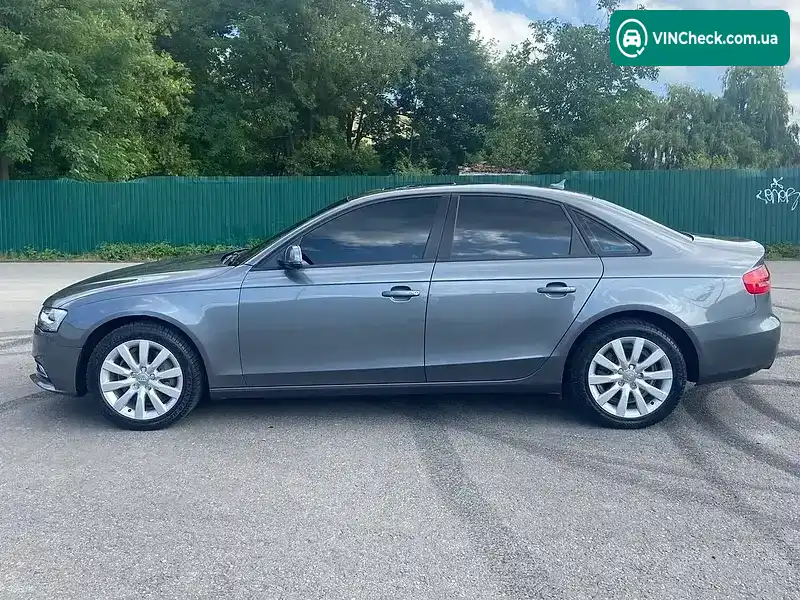 Audi A4 2012, фото з оголошення 2 з 20, VIN WAUAFAFL3DA111892