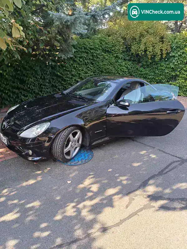 Mercedes-Benz SLK-Class 2007, фото з оголошення 2 з 18, VIN WDB1714421F172721
