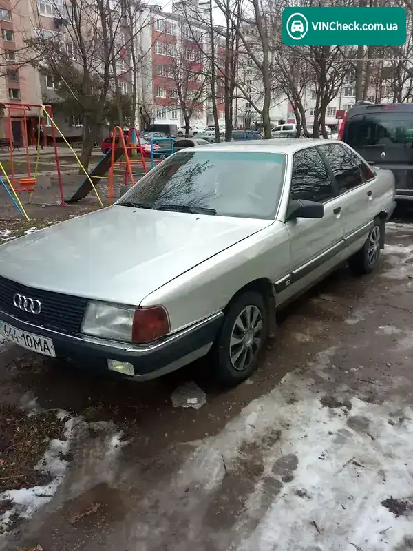 Audi 100 1986, фото з оголошення 1 з 12, VIN WAUZZZ44ZHN056188