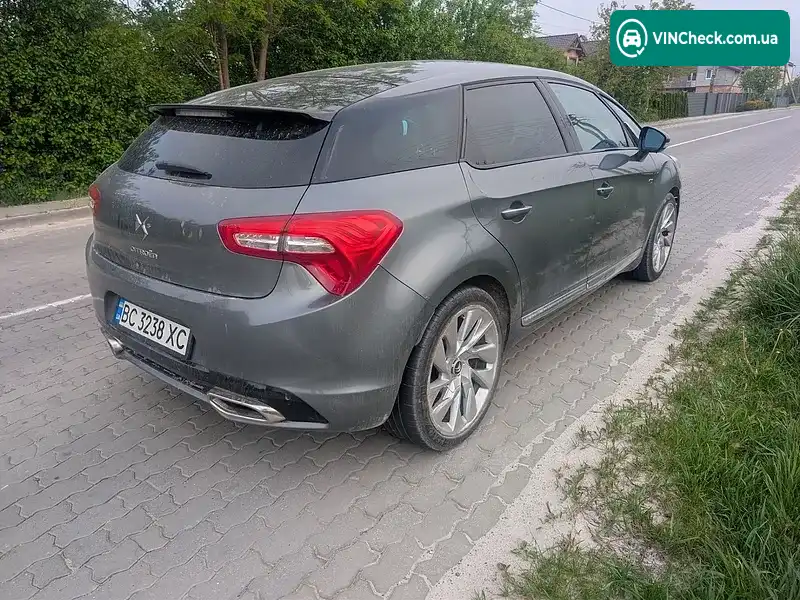 DS 5 2015, фото з оголошення 2 з 16, VIN VF7KFRHC8CS508662