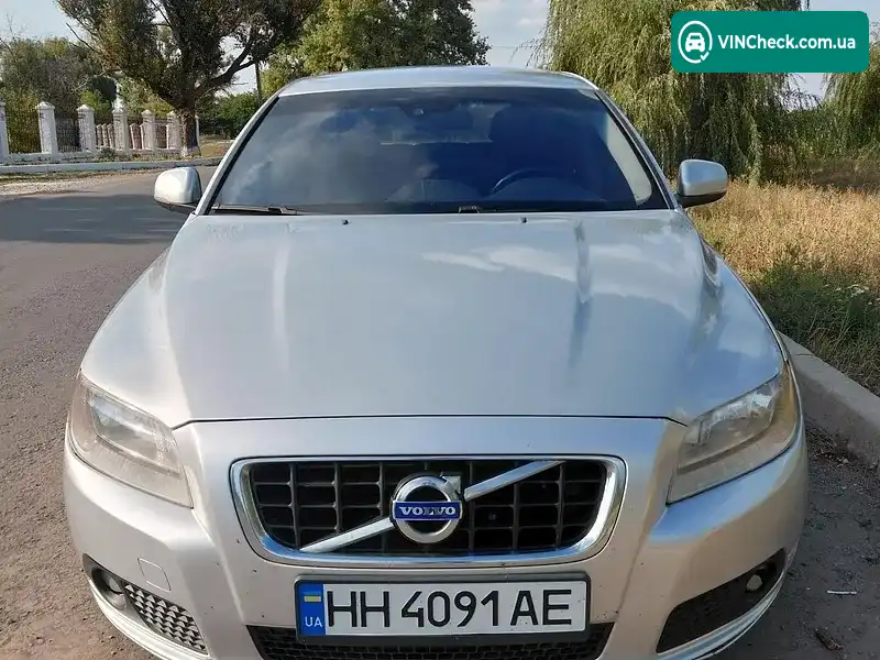 Volvo V70 2013, фото з оголошення 1 з 20, VIN YV147HBW3D1272159