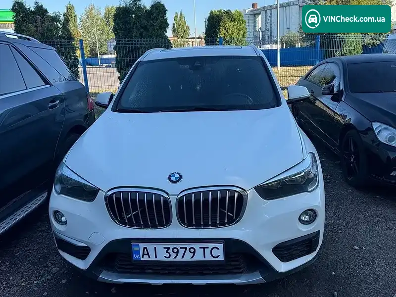 BMW X1 2018, фото з оголошення, VIN WBXHU7C55K5L10287