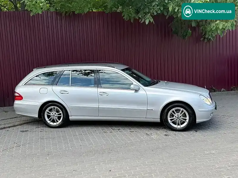 Mercedes-Benz E-Class 2004, фото з оголошення 2 з 17, VIN WDB2112061A628888