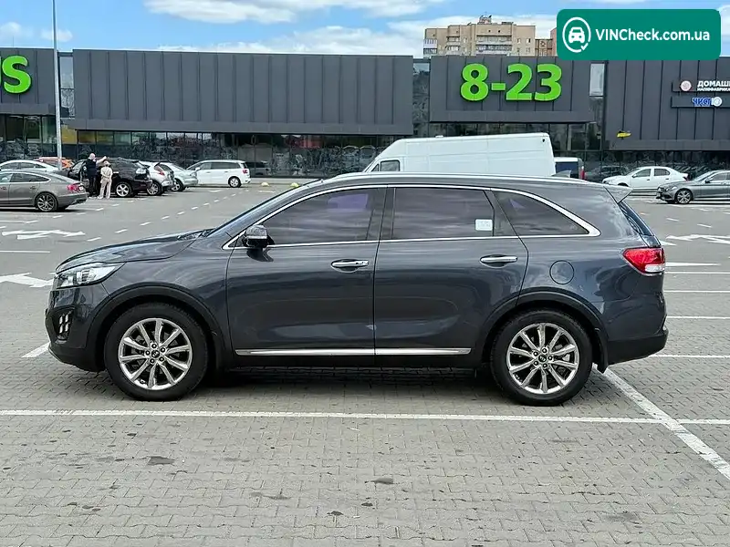Kia Sorento 2016, фото з оголошення 2 з 12, VIN KNAPK81BDGA225954