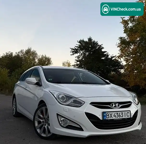 Hyundai i40 2012, фото з оголошення 2 з 11, VIN KMHLC81UBCU040009