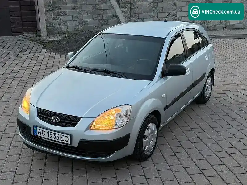 Kia Rio 2006, фото з оголошення 2 з 21, VIN KNEDE244266103012