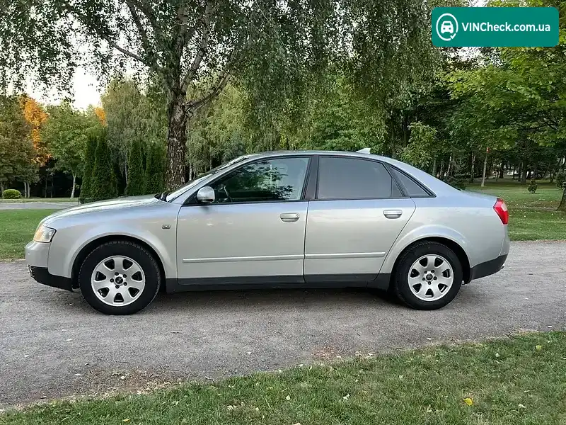 Audi A4 2002, фото з оголошення 2 з 20, VIN WAUZZZ8E83A134039