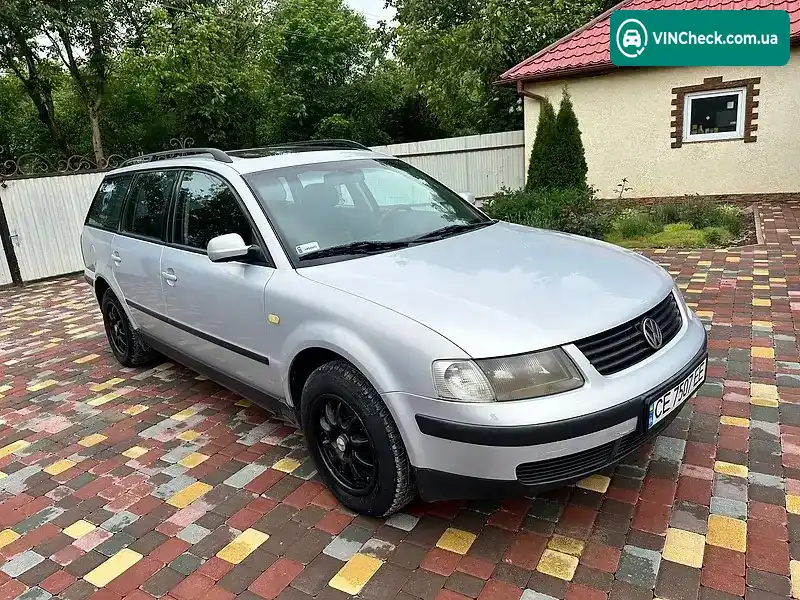 Volkswagen Passat 1998, фото з оголошення 2 з 17, VIN WVWZZZ3BZXE243982