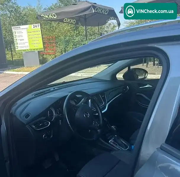 Opel Astra 2020, фото з оголошення 2 з 12, VIN W0VBE8EV0M8008299