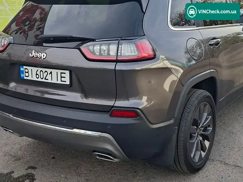 Jeep Cherokee 2018, фото з оголошення 2 з 15, VIN 1C4PJLDX1KD263629