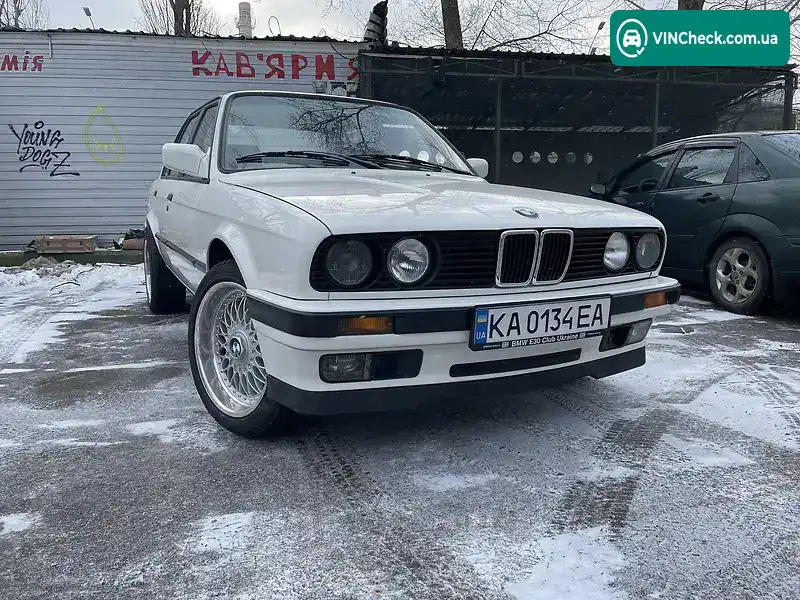 BMW 3 Series 1990, фото з оголошення 1 з 2, VIN WBAAJ51010AD56304