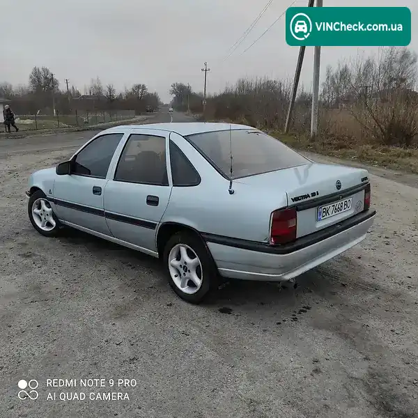 Opel Vectra 1990, фото з оголошення 2 з 4, VIN W0L000087L5250916