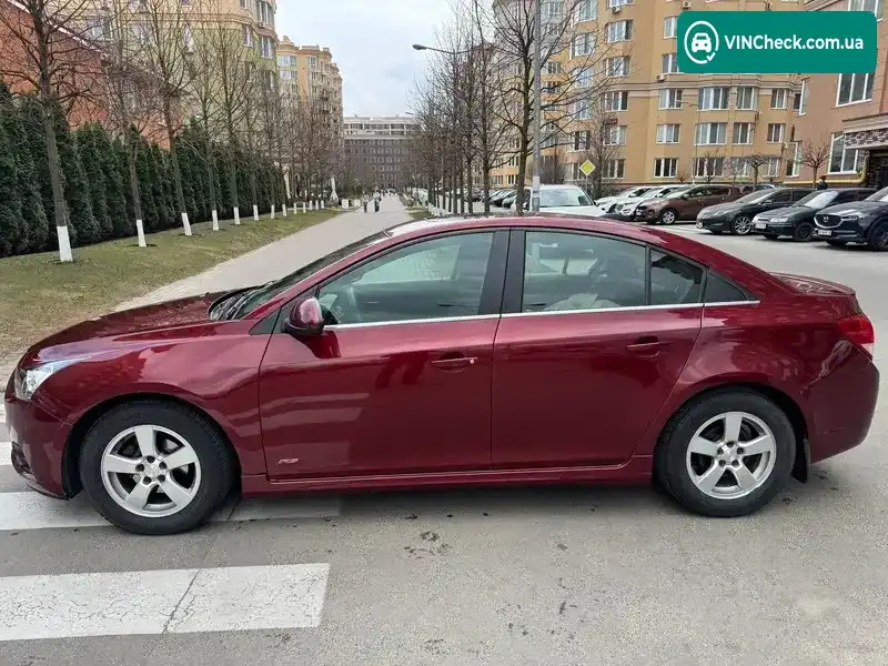 Chevrolet Cruze 2015, фото з оголошення 2 з 17, VIN 1G1PC5SB7F7145109