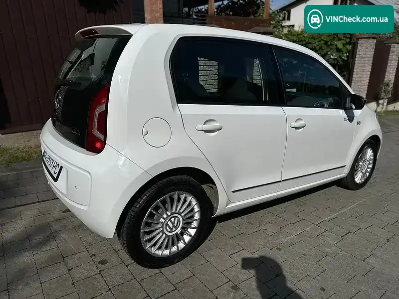 Volkswagen Up 2014, фото з оголошення 2 з 20, VIN WVWZZZAAZDD088910