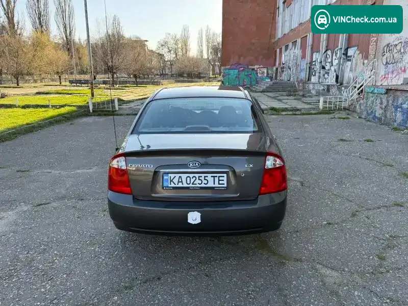 Kia Cerato 2005, фото з оголошення 2 з 9, VIN KNEFE222355189528