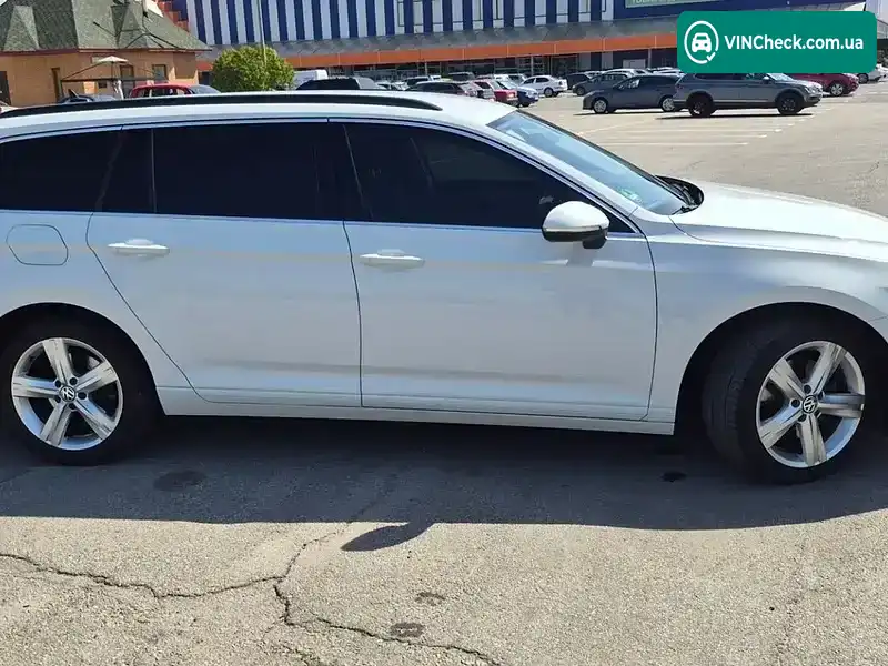 Volkswagen Passat 2020, фото з оголошення 2 з 21, VIN WVWZZZ3CZLE130231