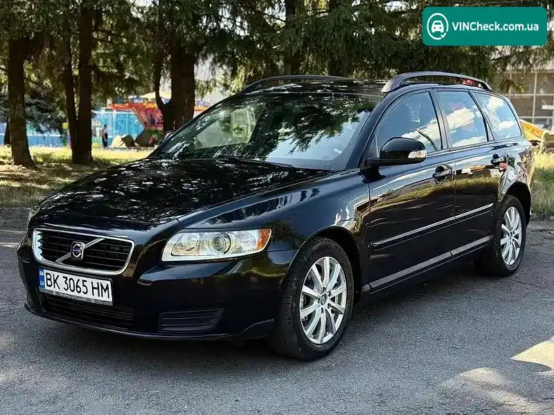 Volvo V50 2009, фото з оголошення 2 з 20, VIN YV1MW76F2A2528104