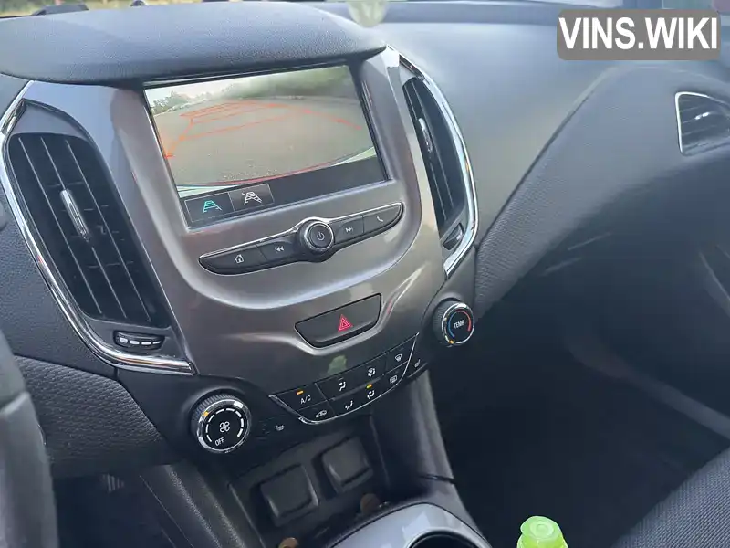 Chevrolet Cruze 2017, фото з оголошення 2 з 21, VIN 3G1BE6SM5HS603648